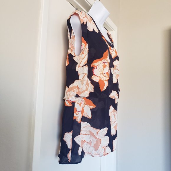 cabi Blouse Top Size M Chiffon Layer Bright Bold Floral Cap Sleeve Keyhole Back - Picture 4 of 7